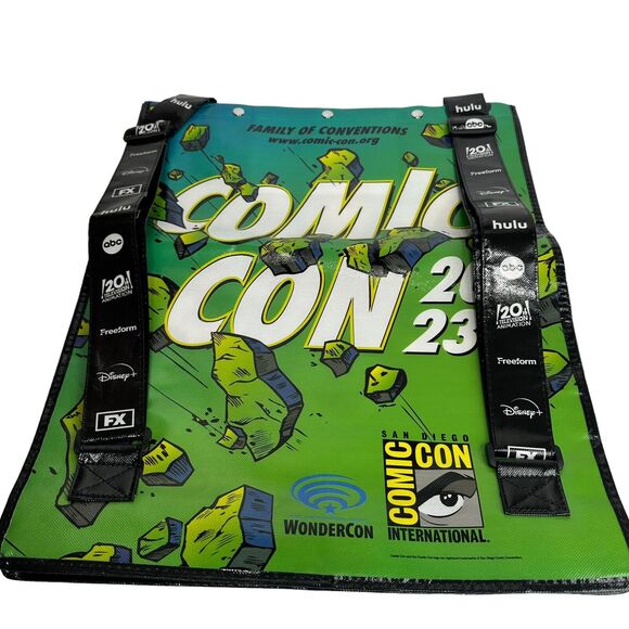 2023 SDCC San Diego Comic-Con Exclusive Swag Bag Backpack The Great North - Picture 2 of 5